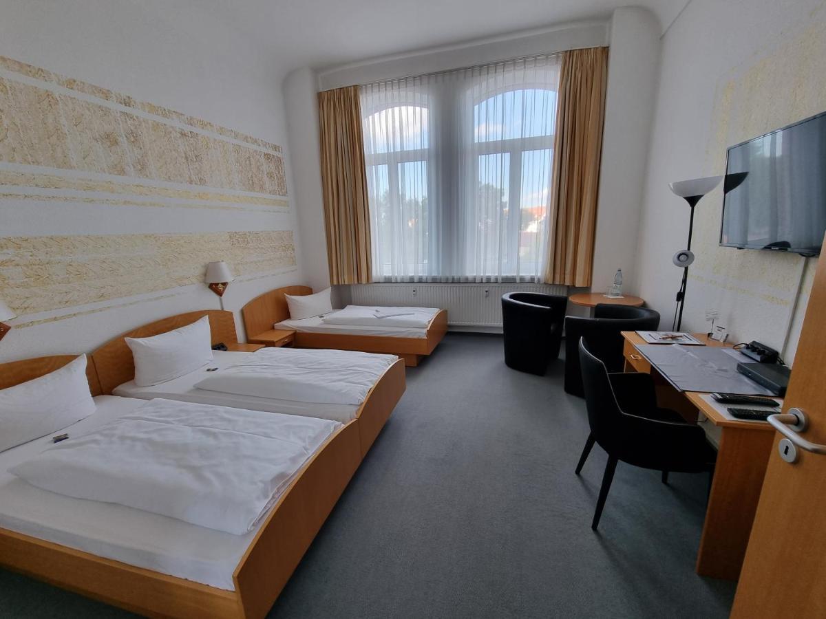 Hotel Zur Alten Druckerei Гота Екстериор снимка